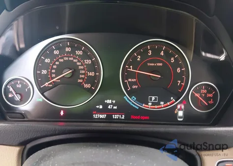 2017 BMW 330I xDrive из США, поврежденный, VIN WBA8D9G3XHNU64288